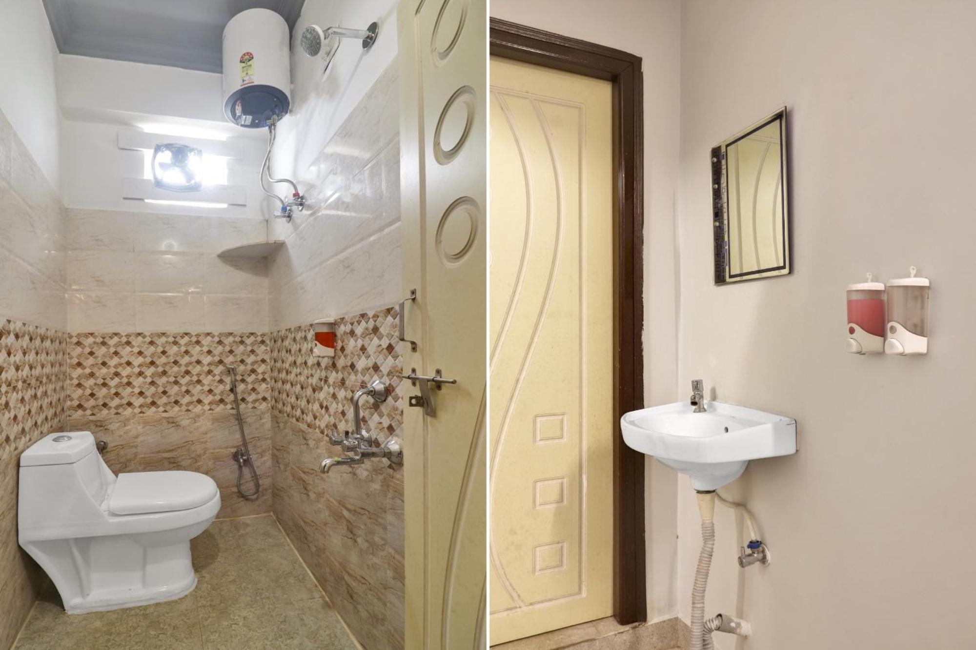 Super Townhouse Rcc Blizz Hotell Kondapur  Exteriör bild
